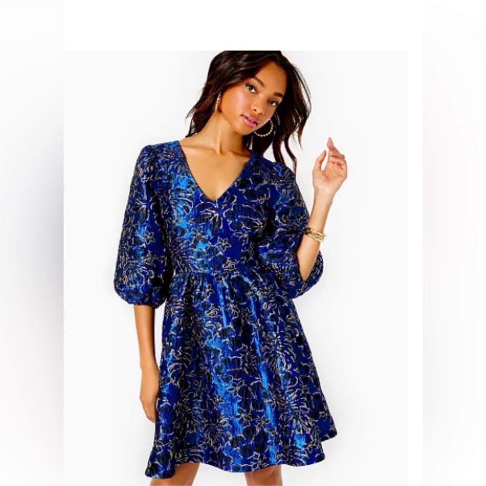 Lily Pulitzer Calyssa Dress
Blue Grotto Twilight Floral Brocad